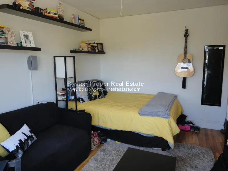 1191 Boylston St, Fenway