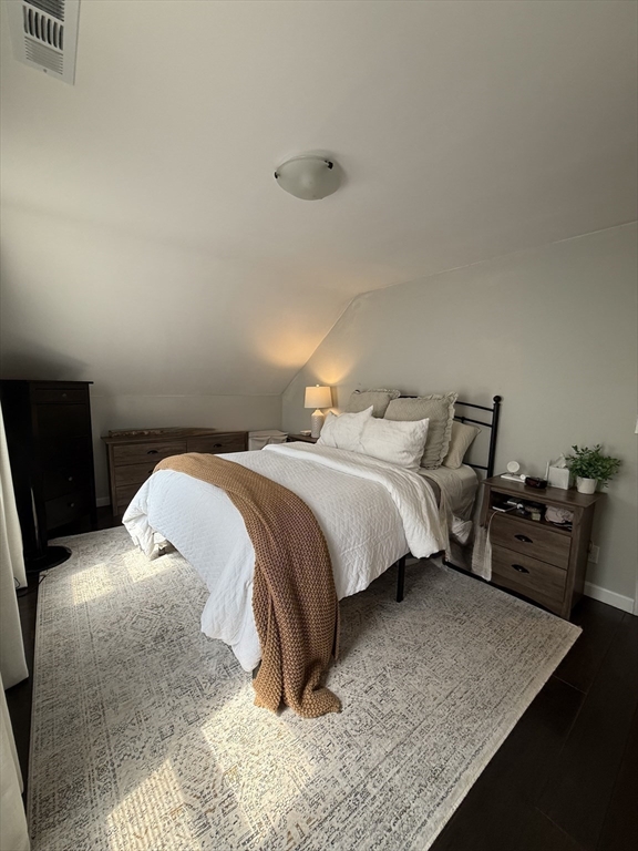 16 Church St, Natick