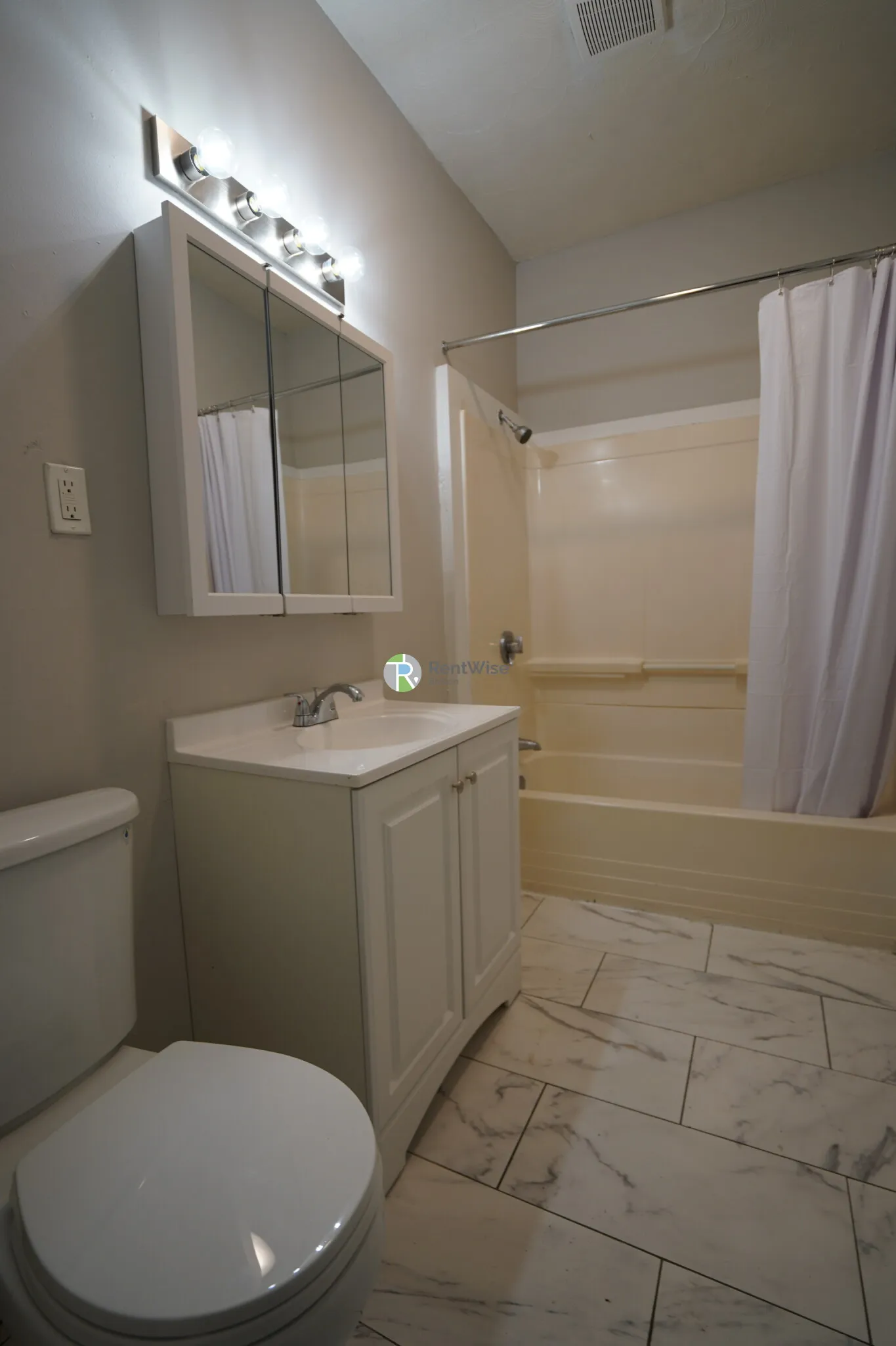 19 Roseclair St, Dorchester