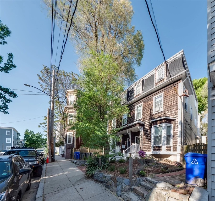 30 Mercer St, South Boston