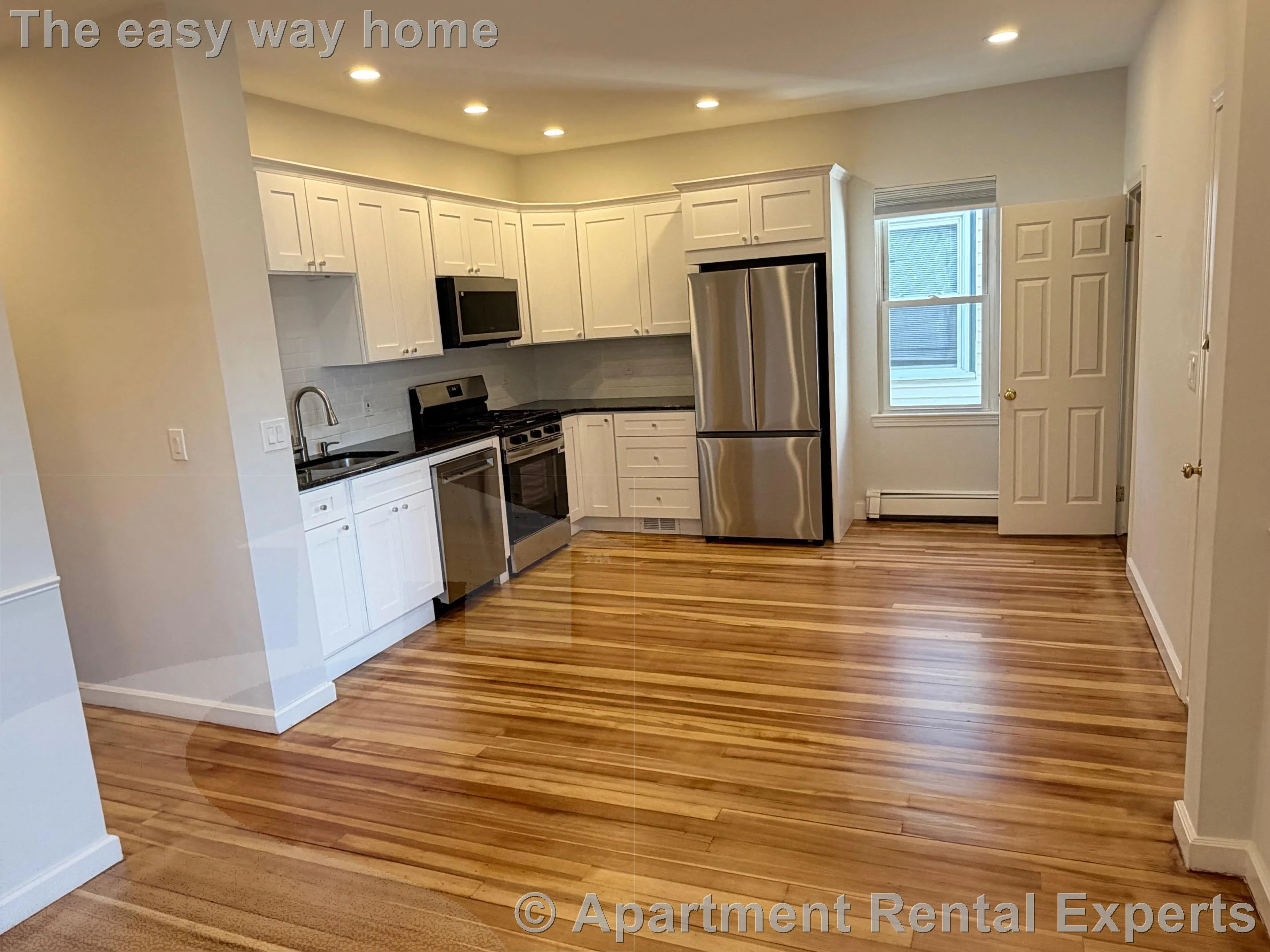 172 Putnam Ave, Riverside