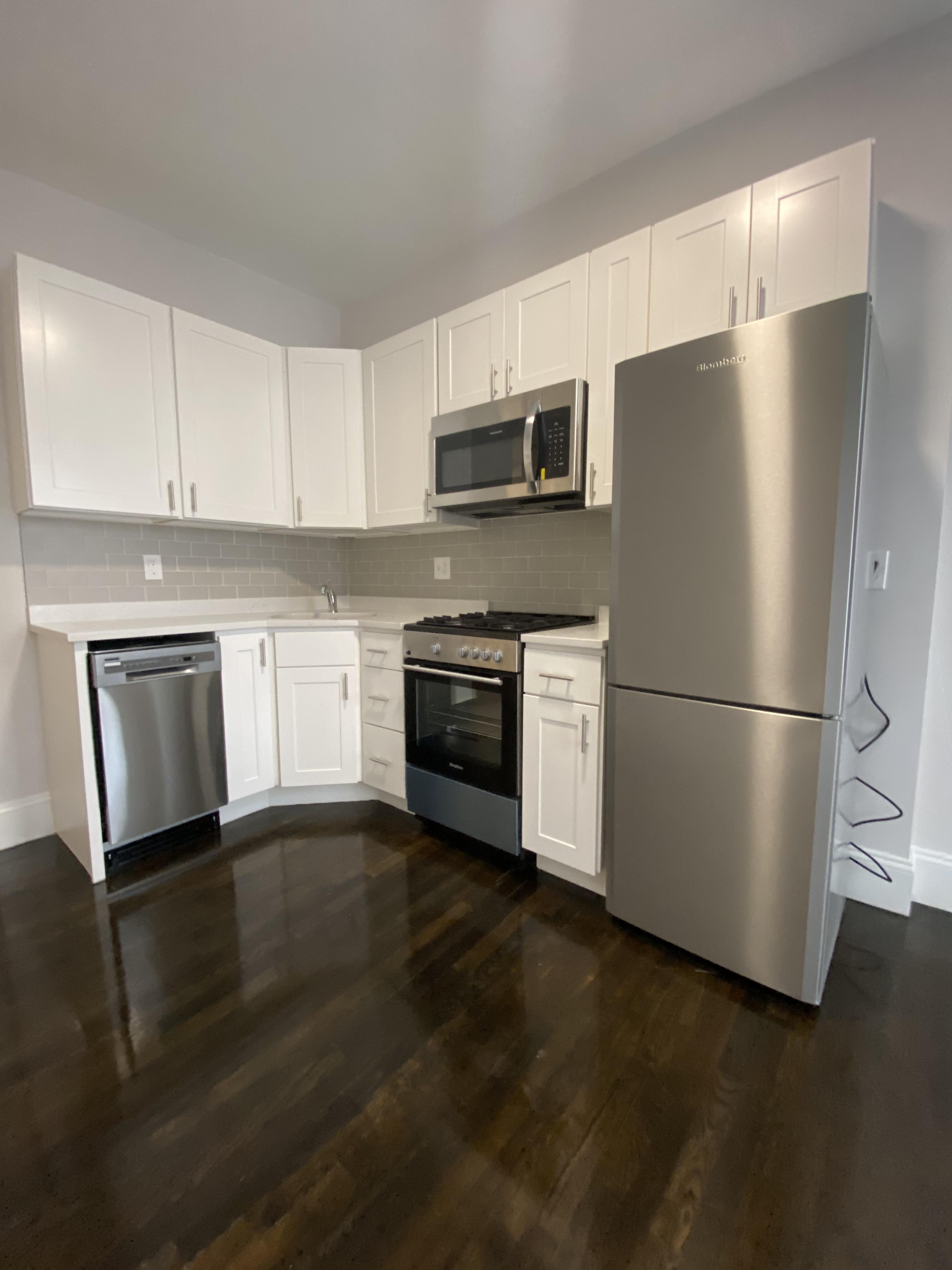 24 Clearway St, Back Bay