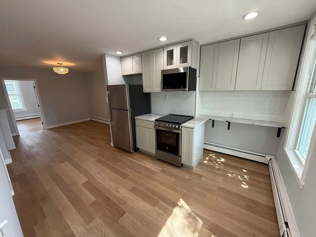 655 East 7th St, South Boston