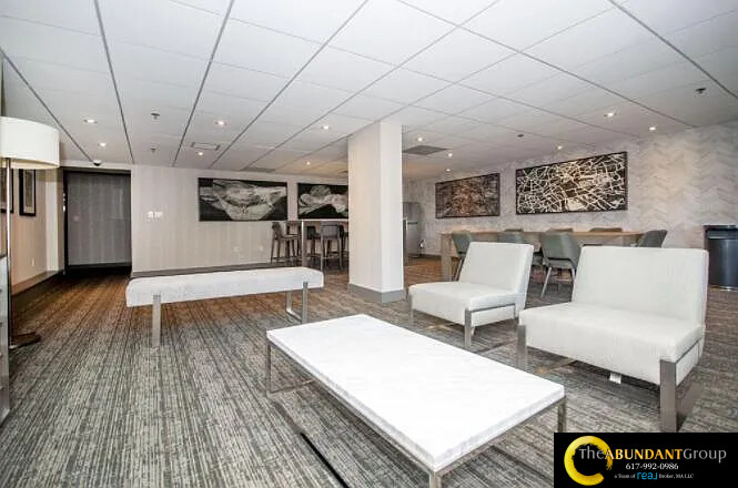 10 Museum Way, East Cambridge