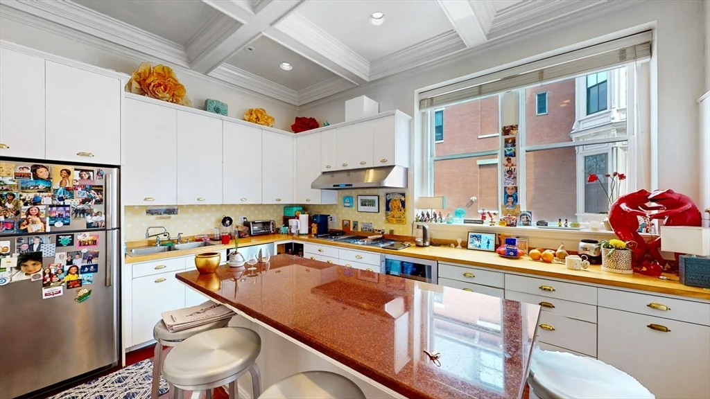 404 Beacon St, Back Bay