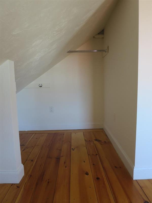 23 Lowell St, Spring Hill