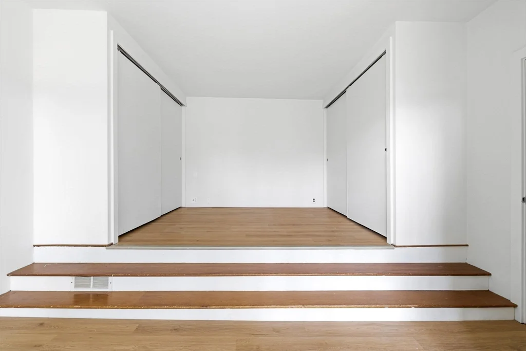 298 Columbus Ave, Back Bay