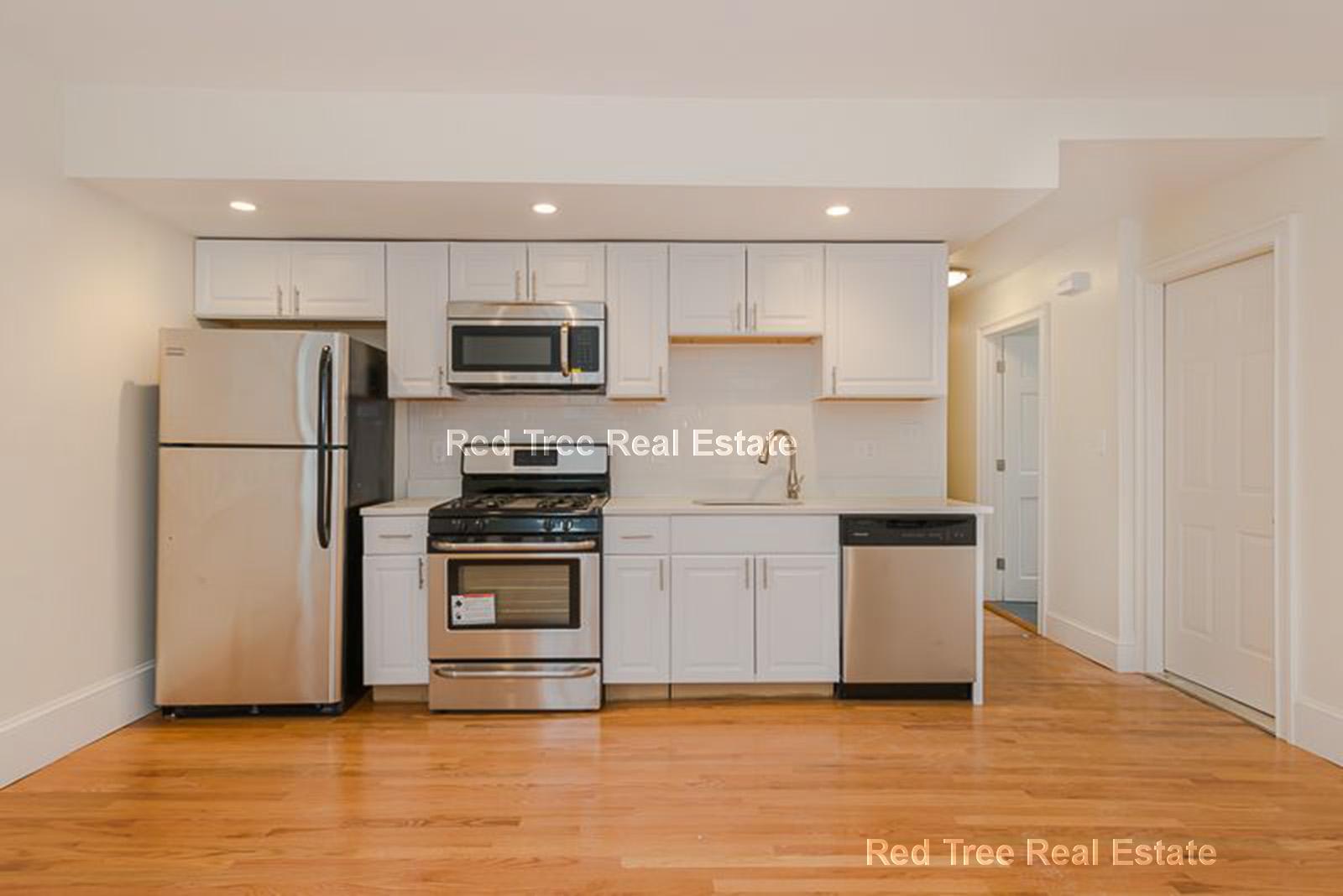 4 School St, Jamaica Plain