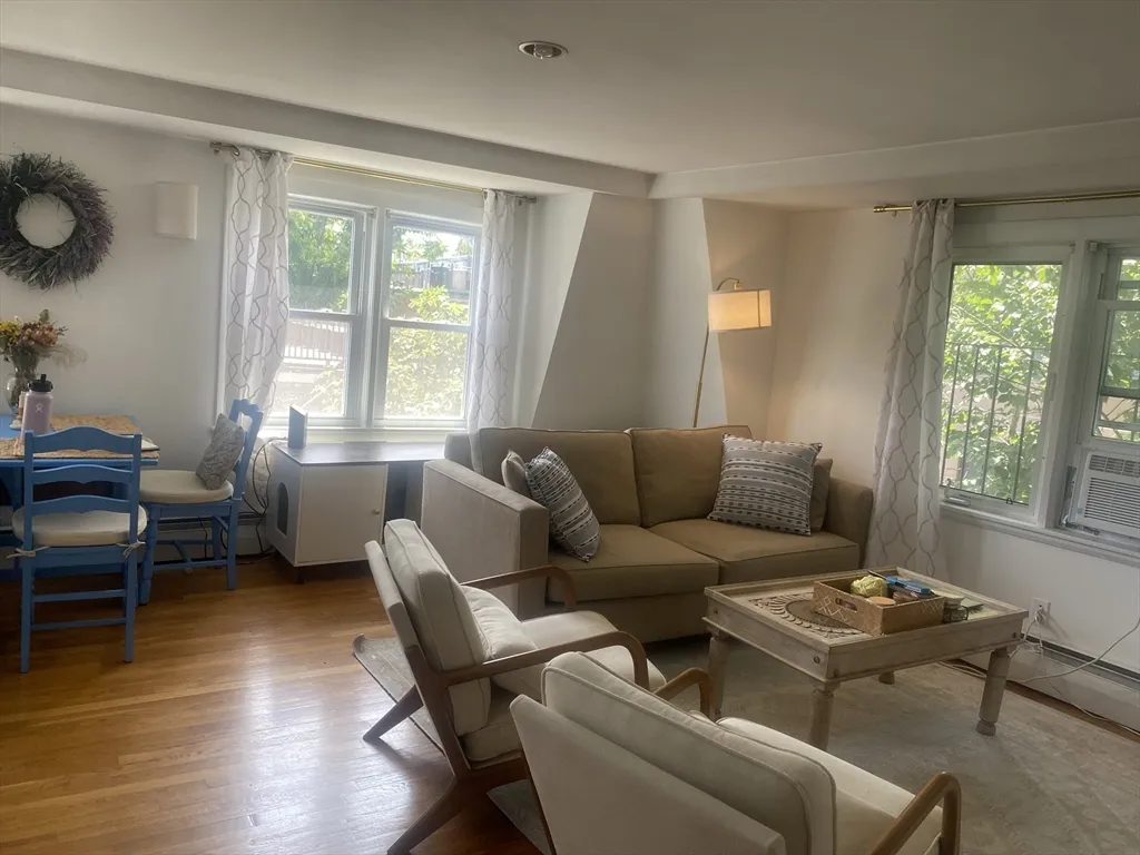 278 Harvard St, Mid-Cambridge