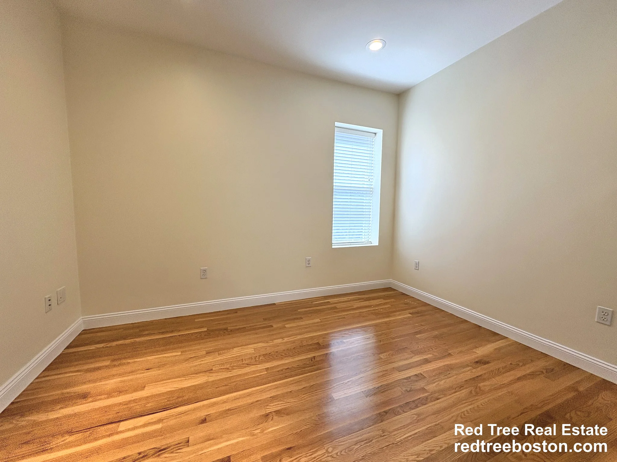 1801 Beacon St, Brookline