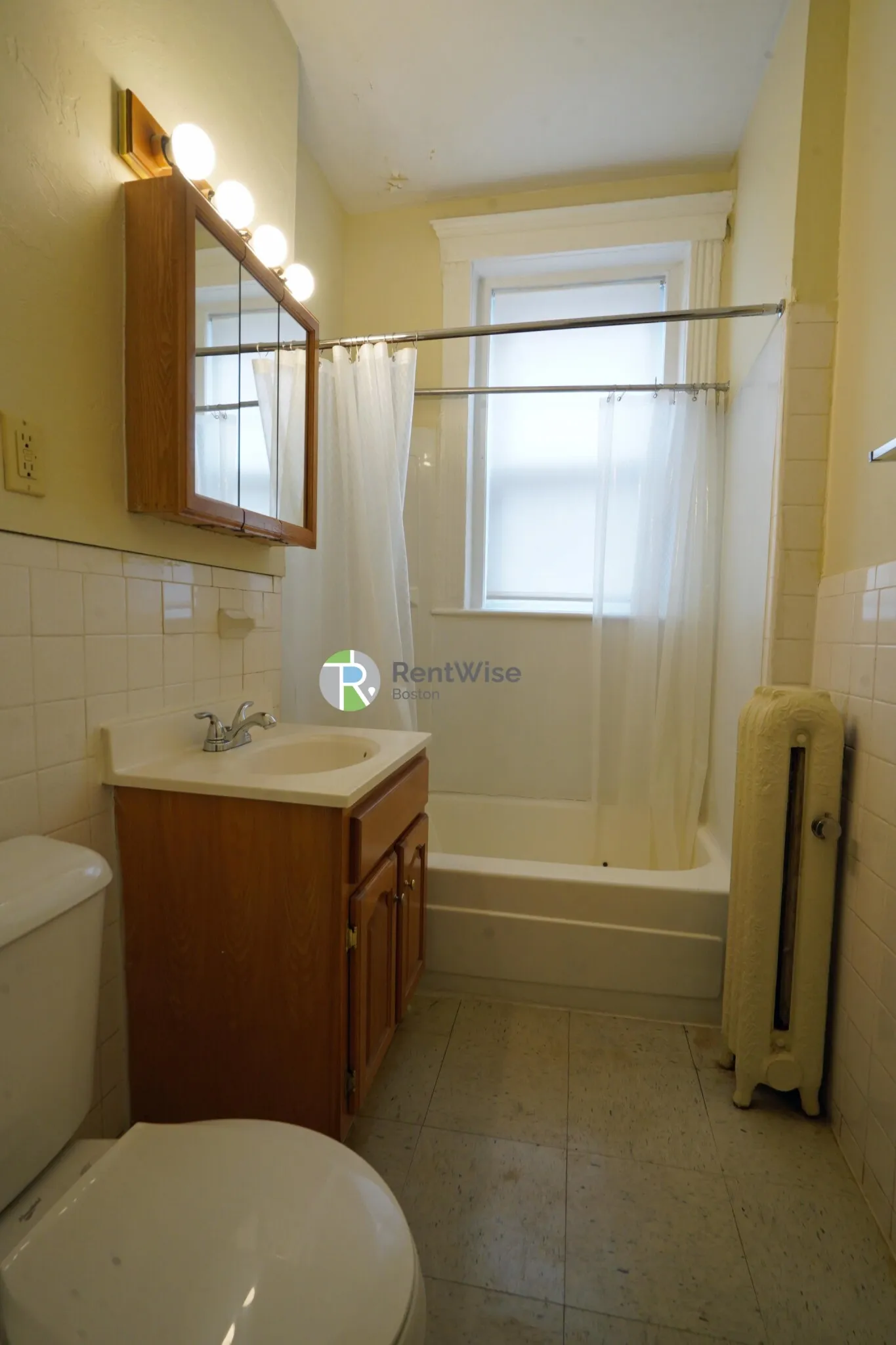 31 Gardner St, Allston