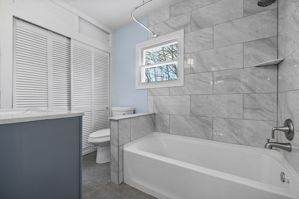 5 Fells Ave, Milford