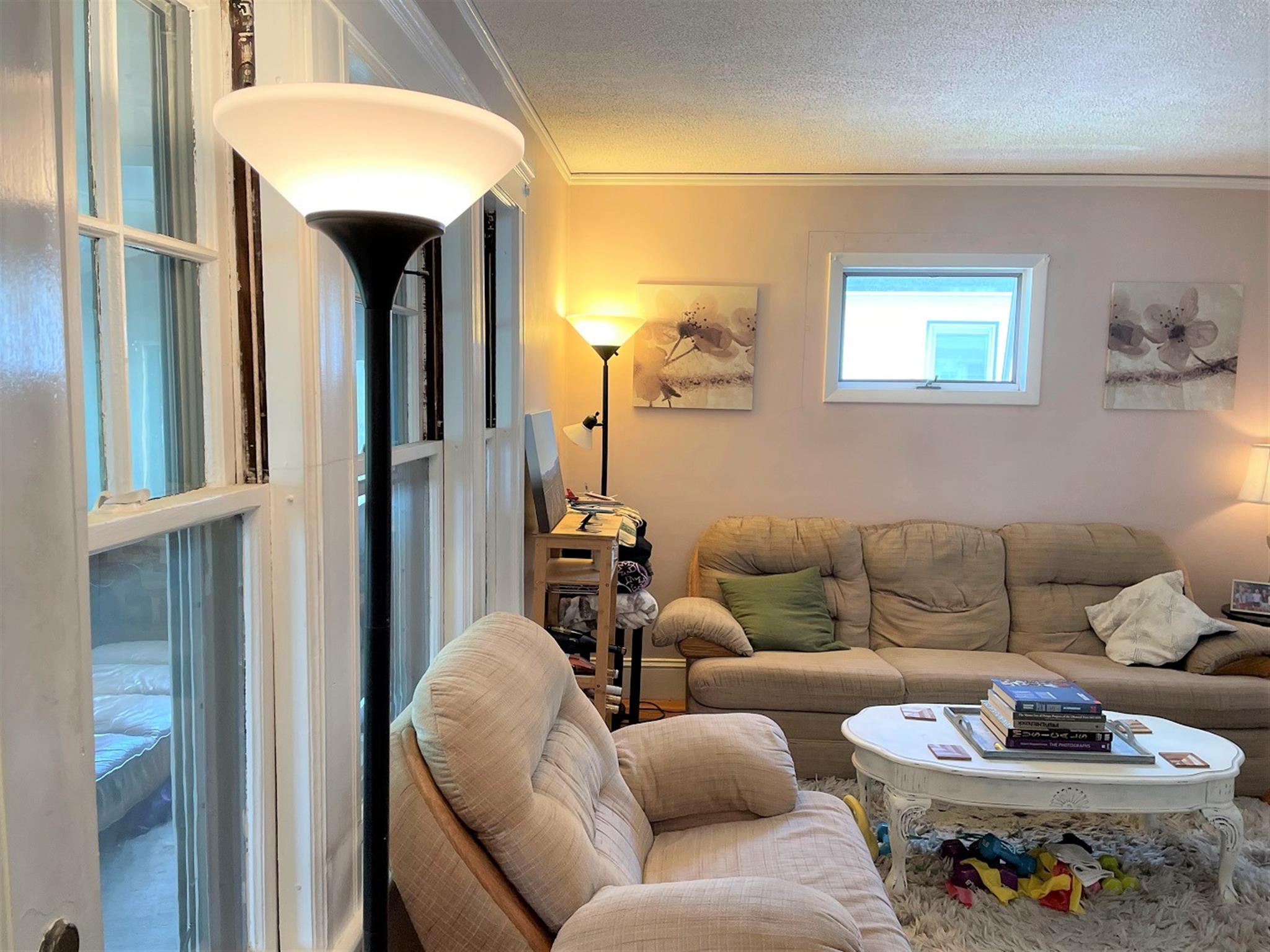 16 Hamilton St, West Somerville