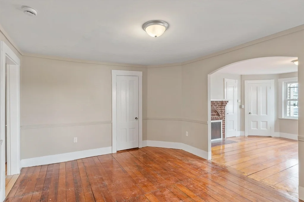 20 School St, Jackson Square