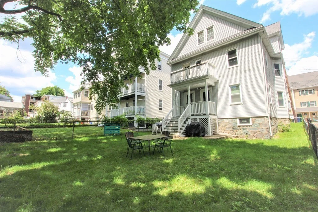 10 Hunnewell Ave, Brighton