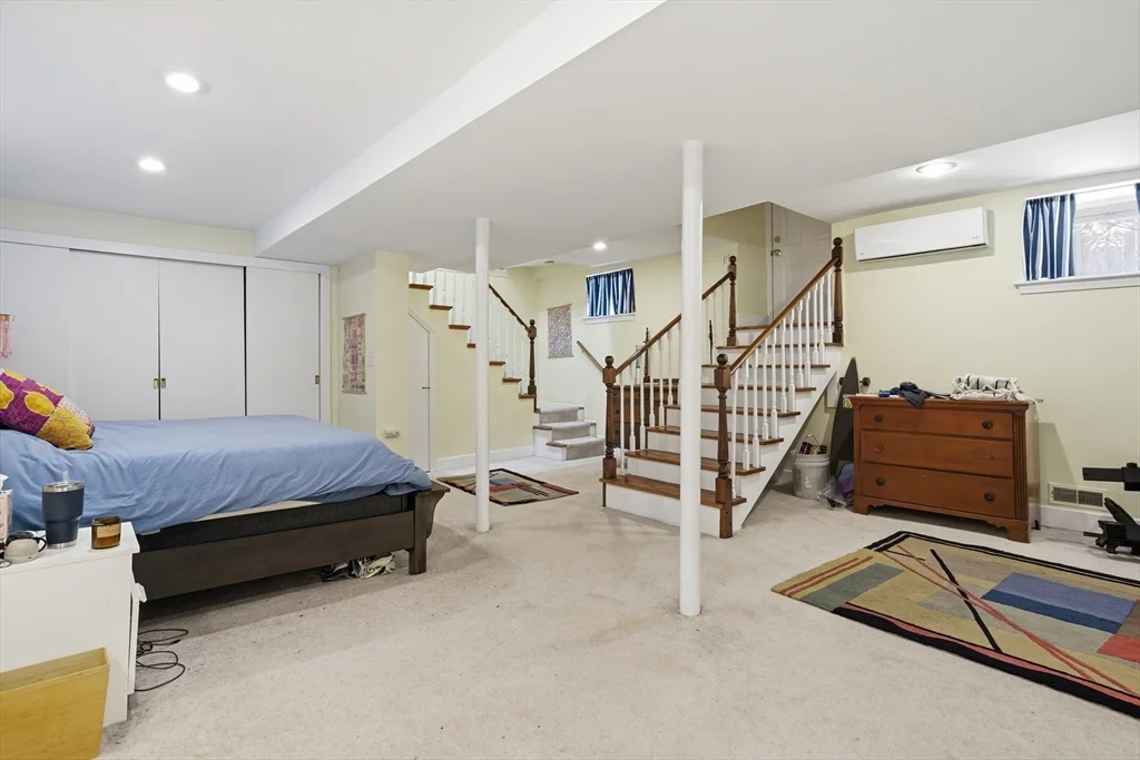 11 Asticou, Jamaica Plain