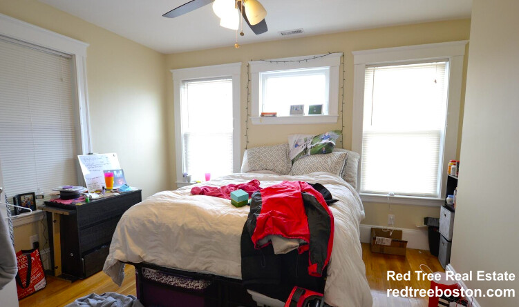 40 Glencoe St, Brighton