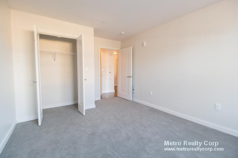 1 Whittemore Ave, North Cambridge