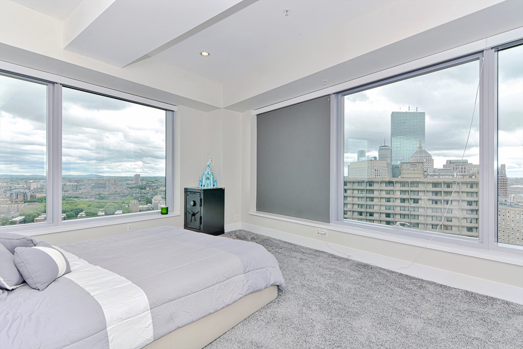 110 Stuart St, Back Bay