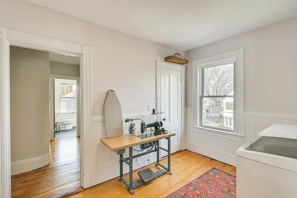 44 Cottage St, Watertown