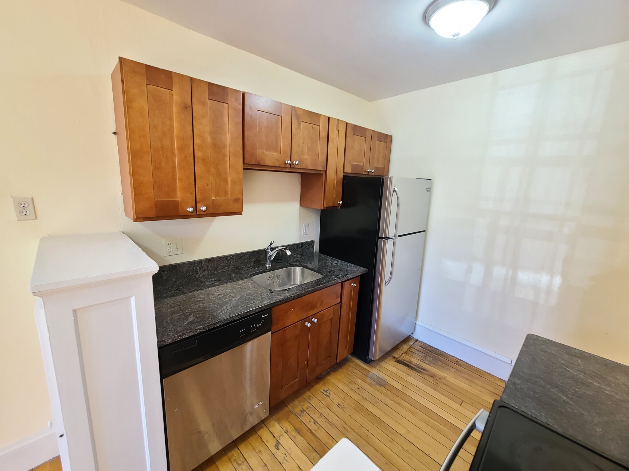 100 Madison Ave, Newtonville