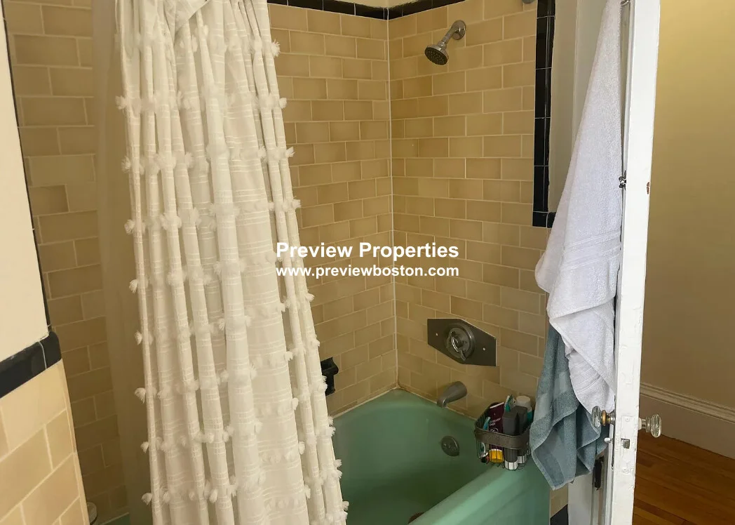 504 Beacon St, Back Bay