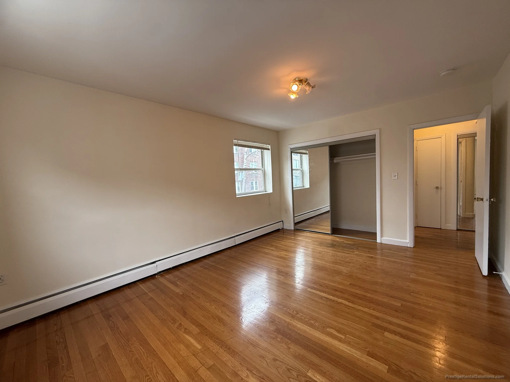 12 Gardner St, Allston