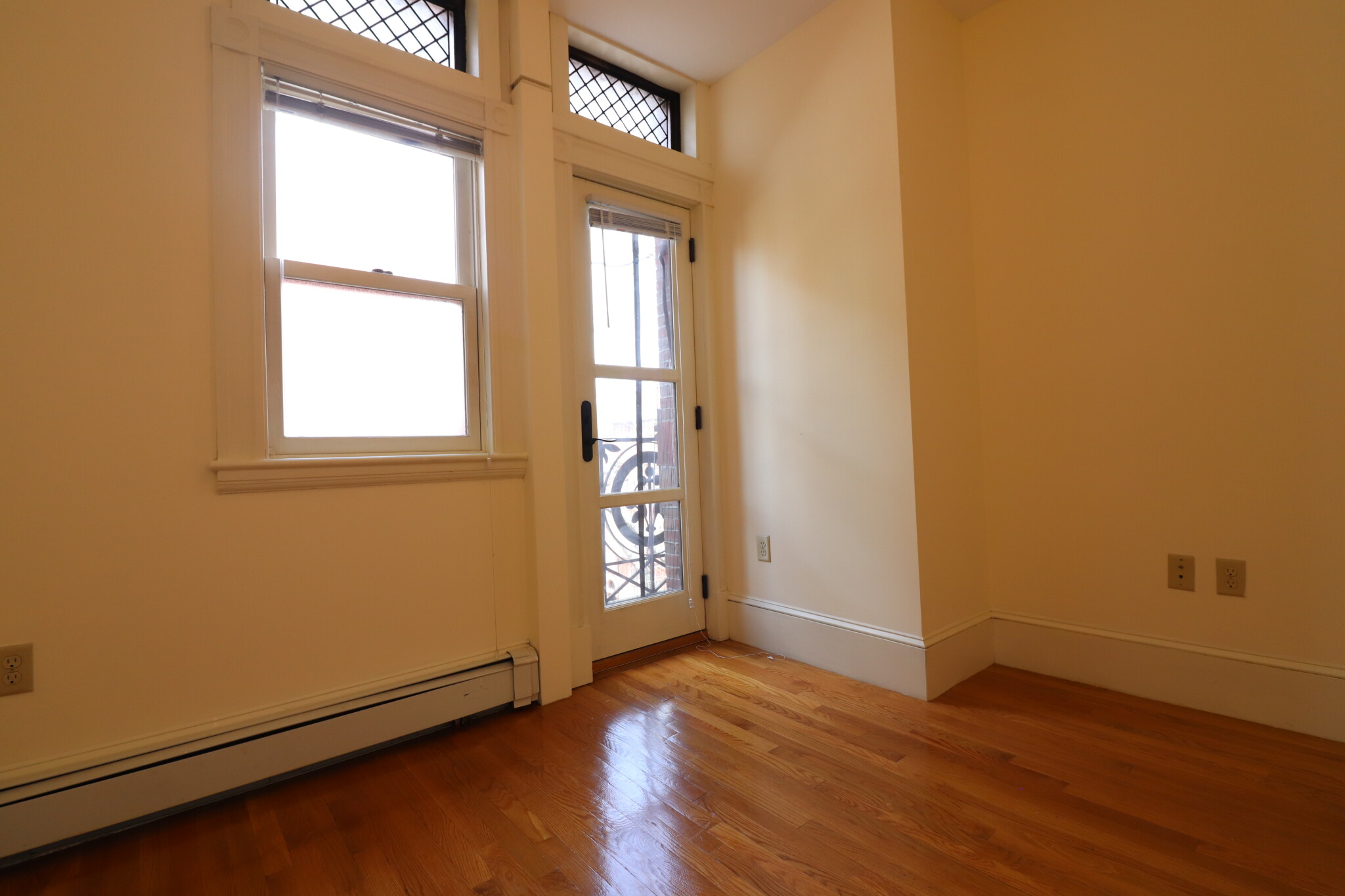 195 Commonwealth Ave, Back Bay