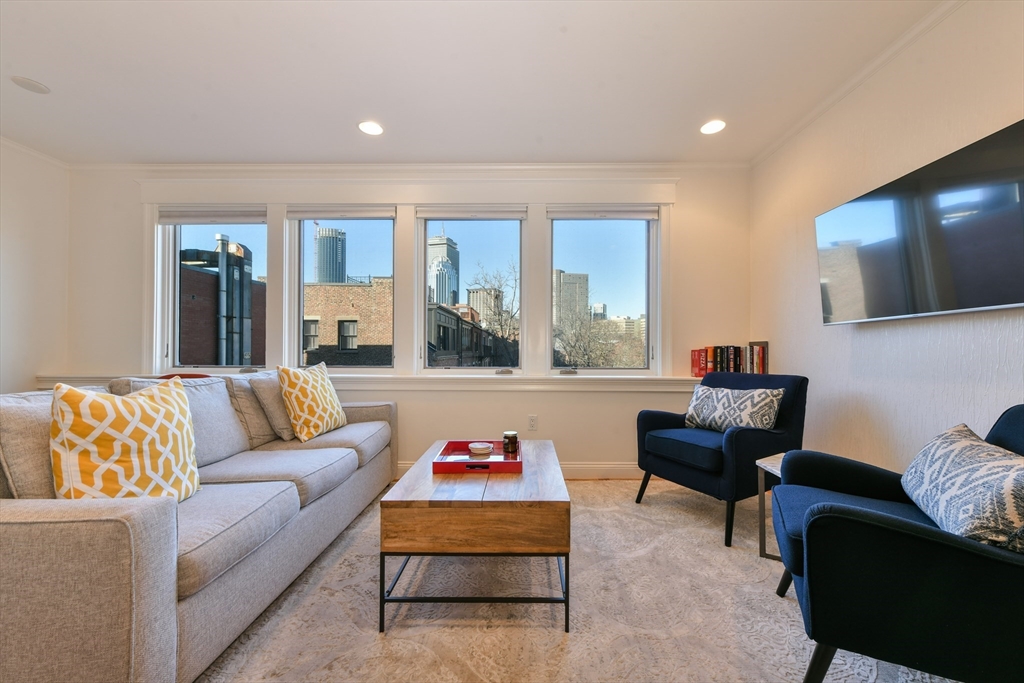 643 Tremont St, South End