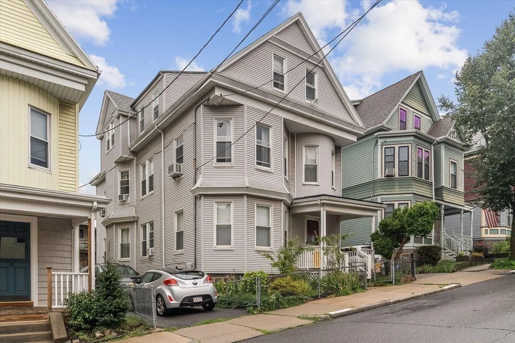 24 Weld Hill St, Jamaica Plain