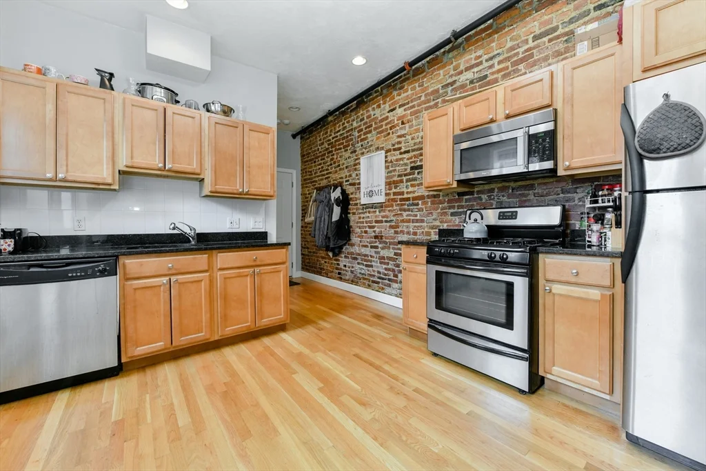 158 Cottage, East Boston