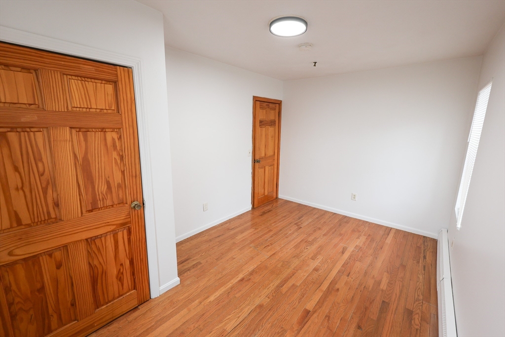 61 Saint James St, Roxbury