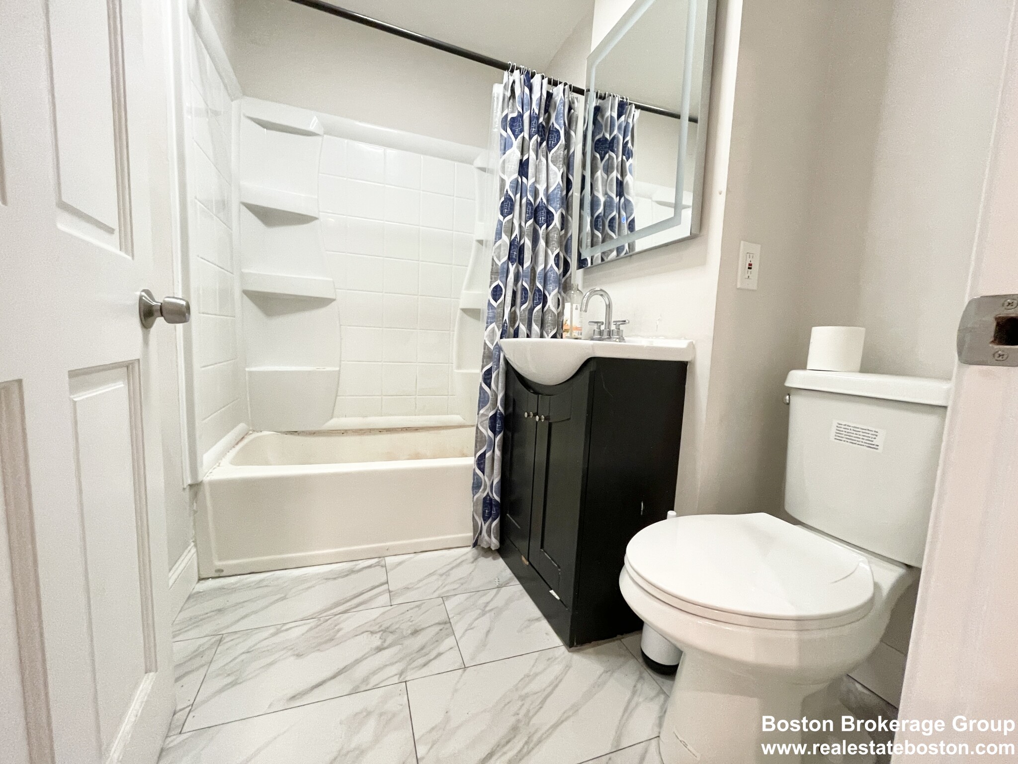 7 Warwick St, Roxbury