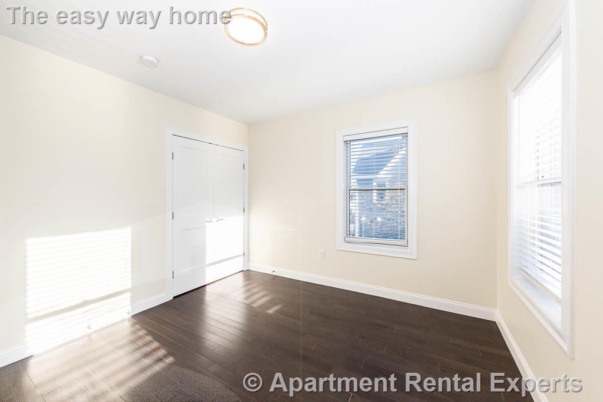 5 Malvern Ter, Tufts