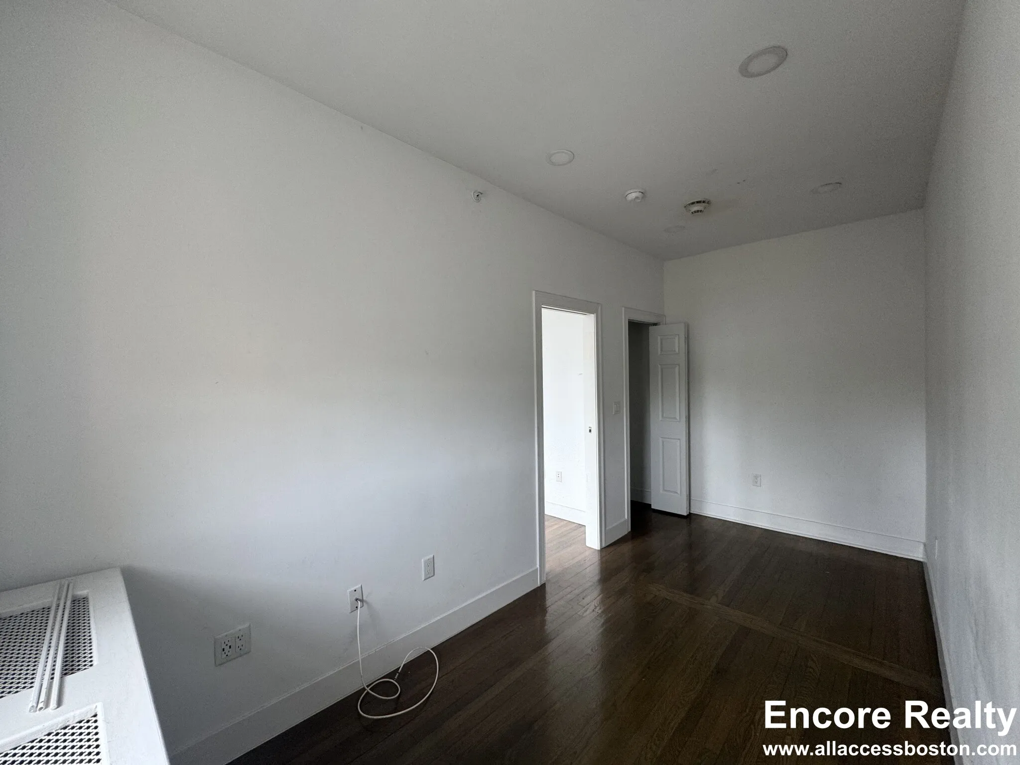 11 Queensberry St, Fenway