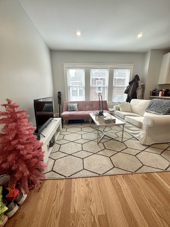 99 Kilsyth Rd, Brighton