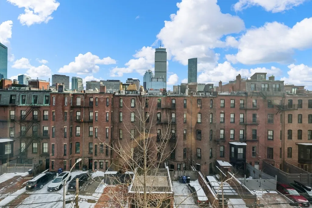 381 Beacon St, Back Bay