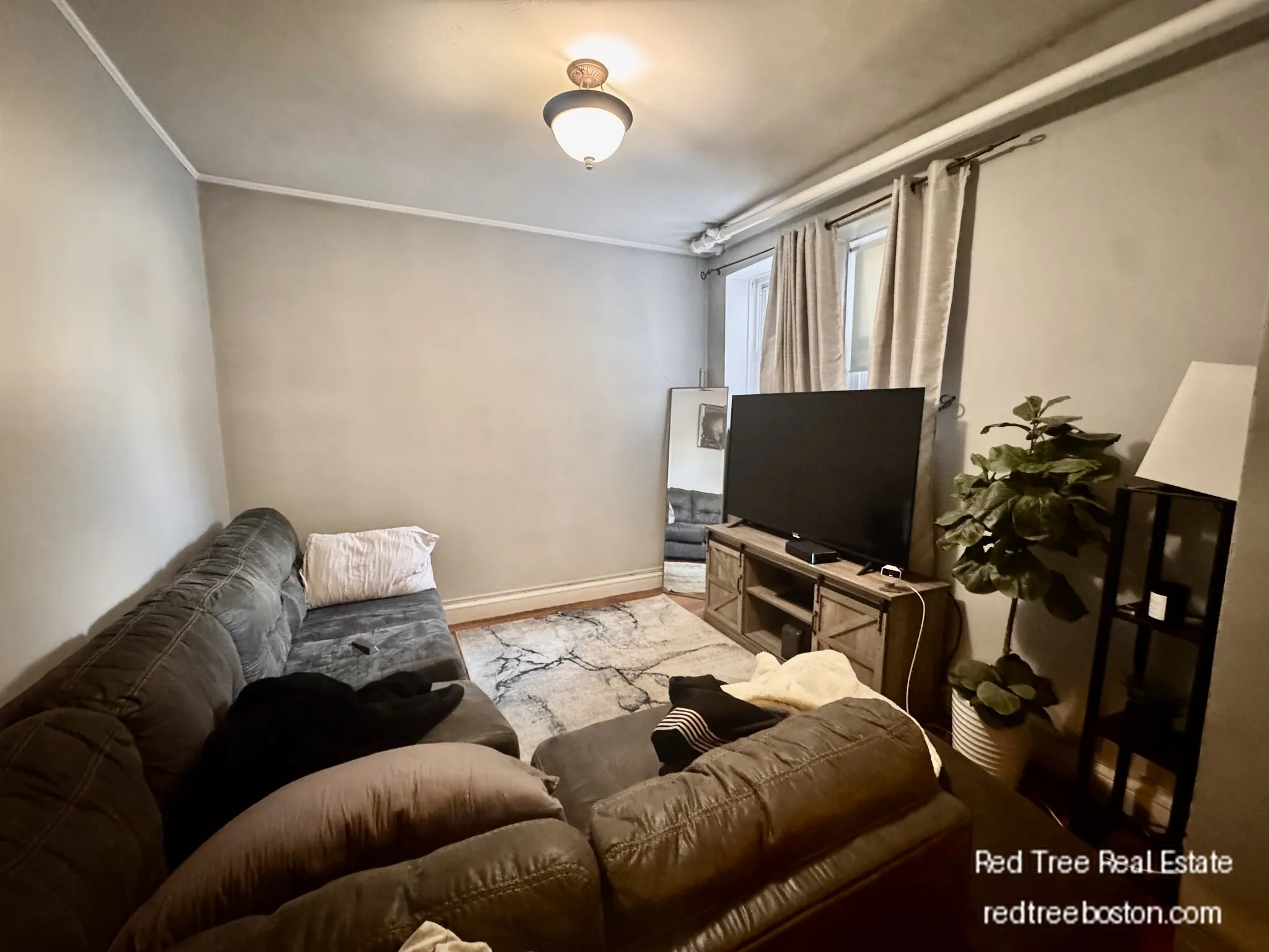 1662 Commonwealth Ave, Brighton