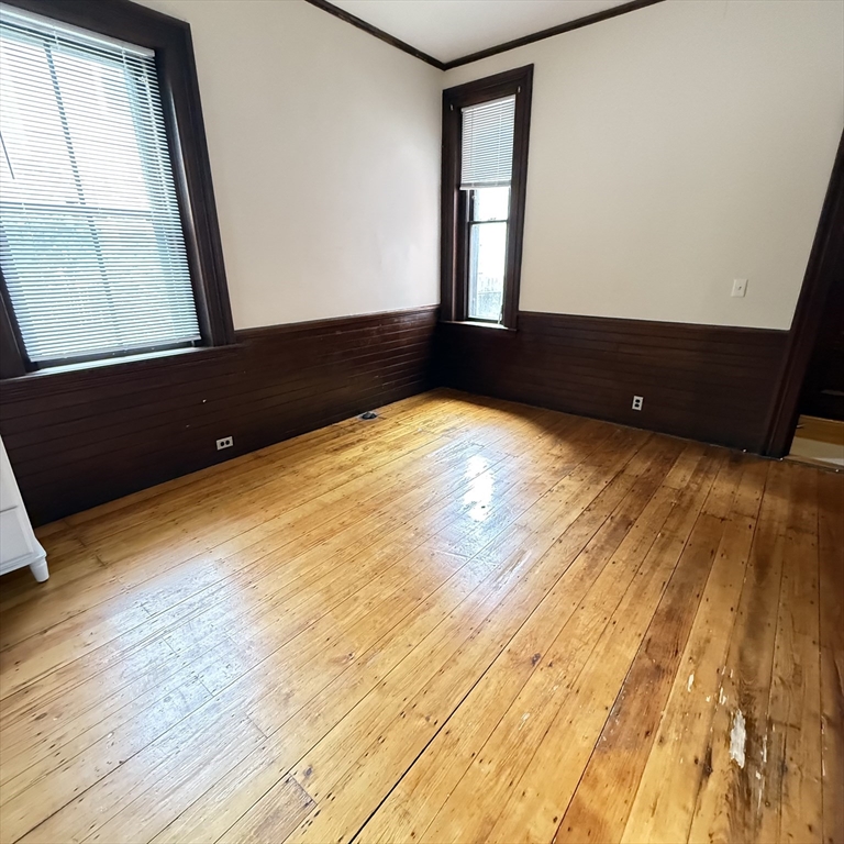 84 Ellery St, Mid-Cambridge