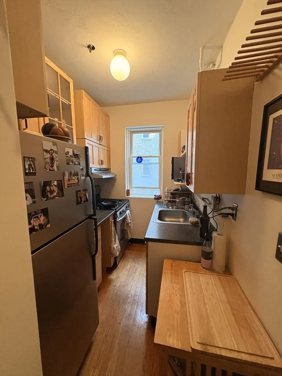 125 Park Dr, Fenway