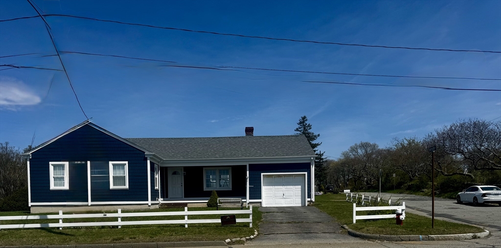 672 W Rodney French Blvd, Far North