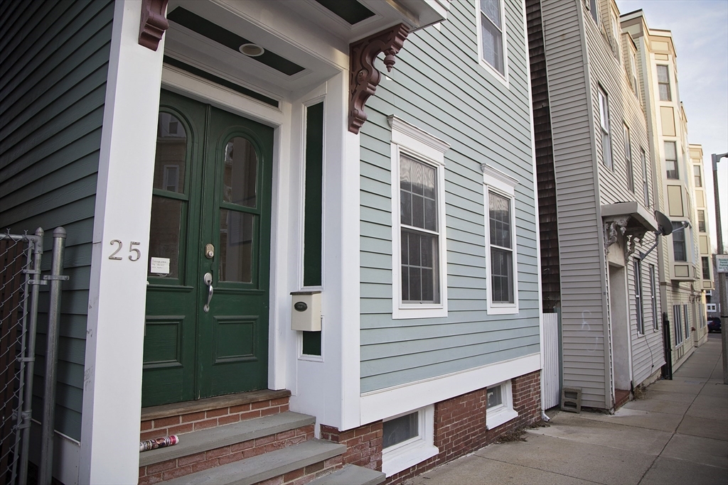 25 Vinton, Boston