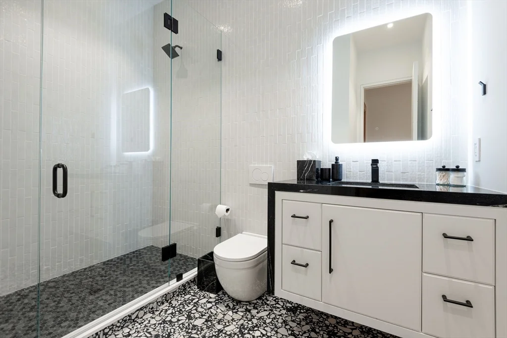 30 Devon Street   Full Compound, Nantucket