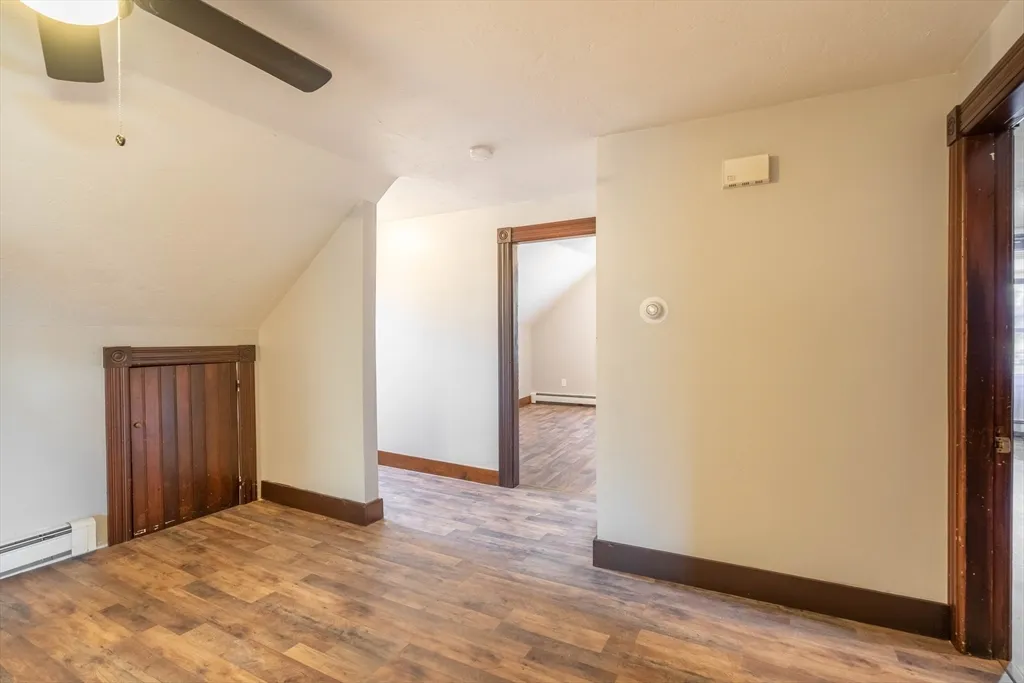 85 East Main St, West Brookfield