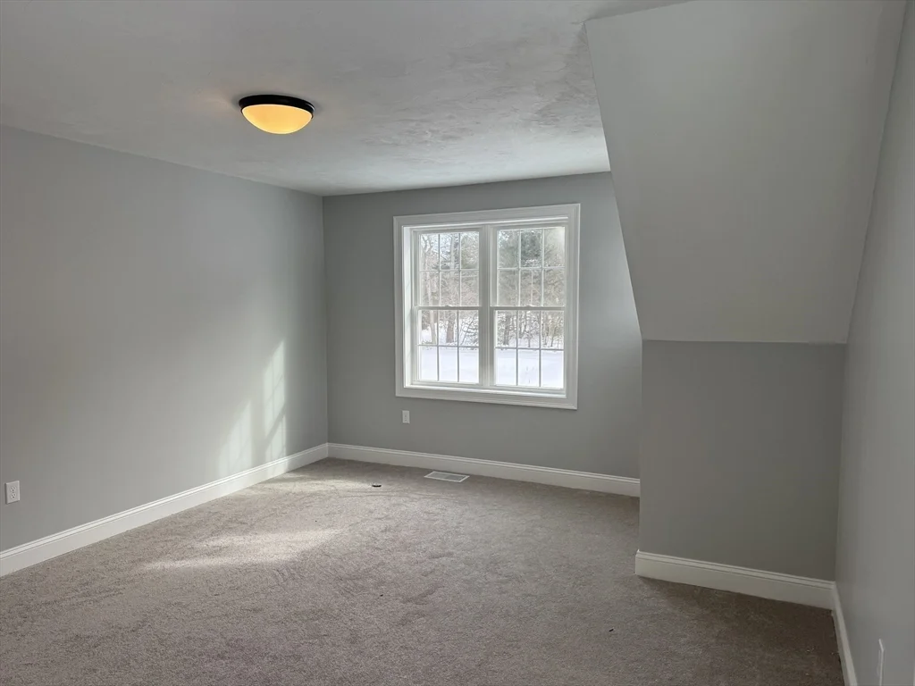 23 Kashmir's Way, Middleboro