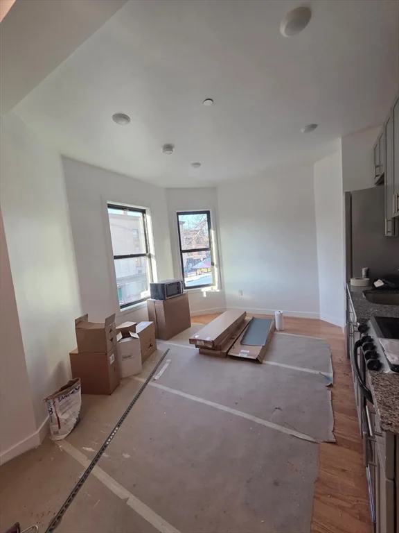 165 Hawthorne, Chelsea