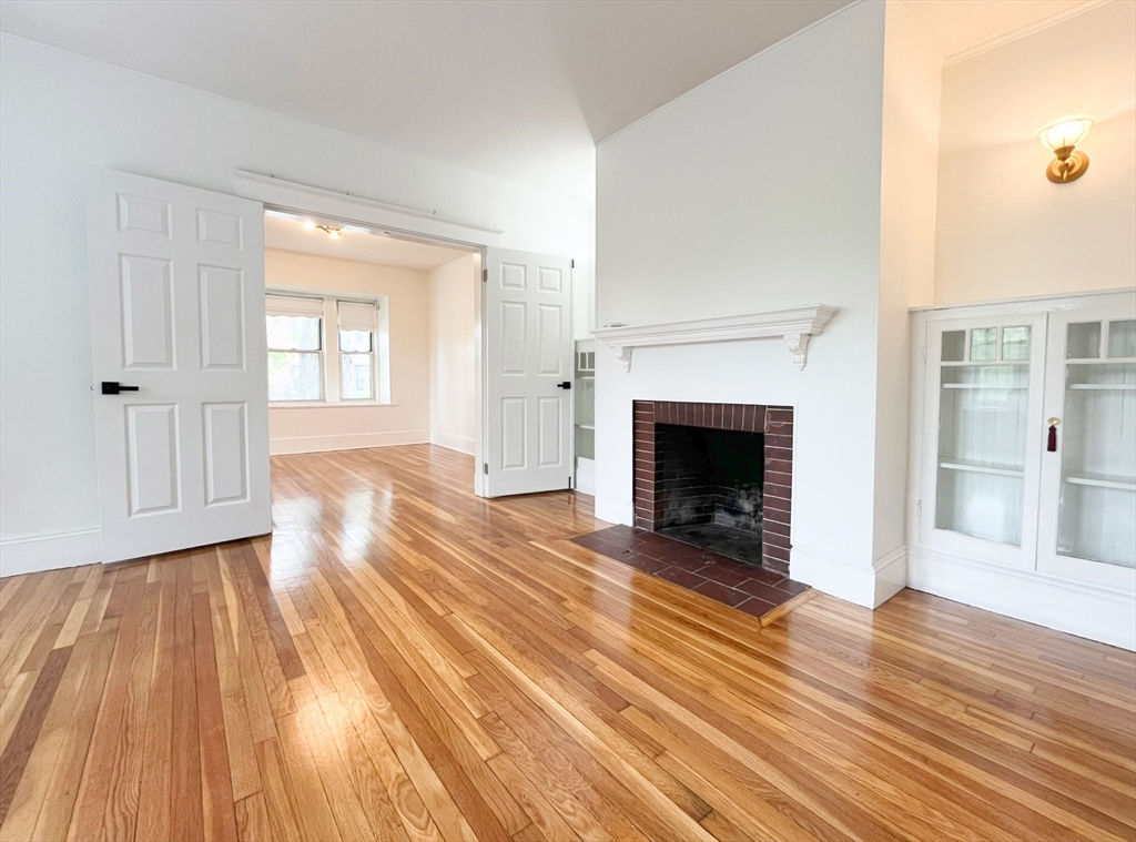 44 Bellevue St, West Roxbury