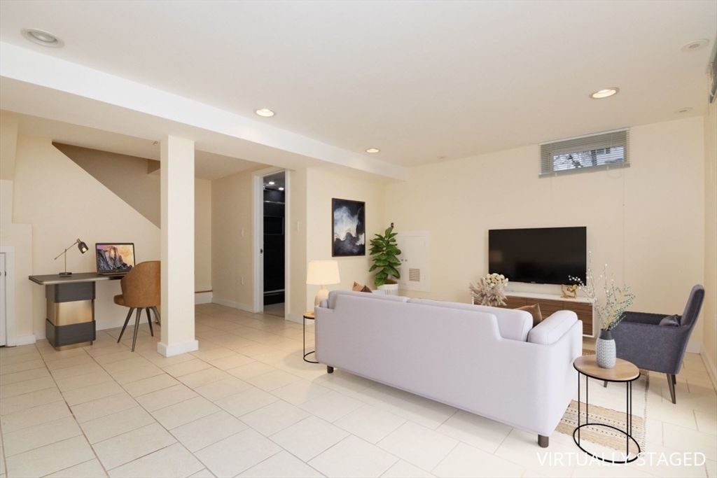 224 Hurley St, Kendall Square