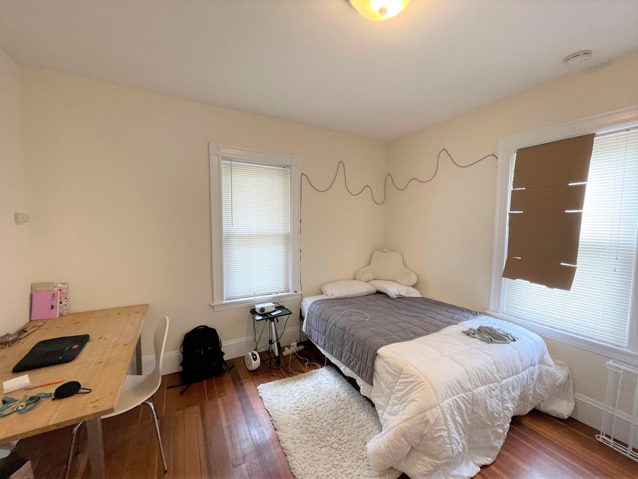 32 Pearson Rd, Powder House Square