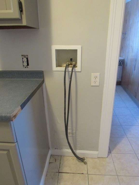 98 Brookline St, Webster Square